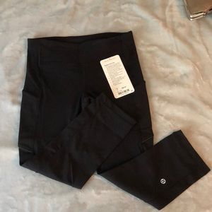 Lululemon Speed Up Crop Sz 6 Black